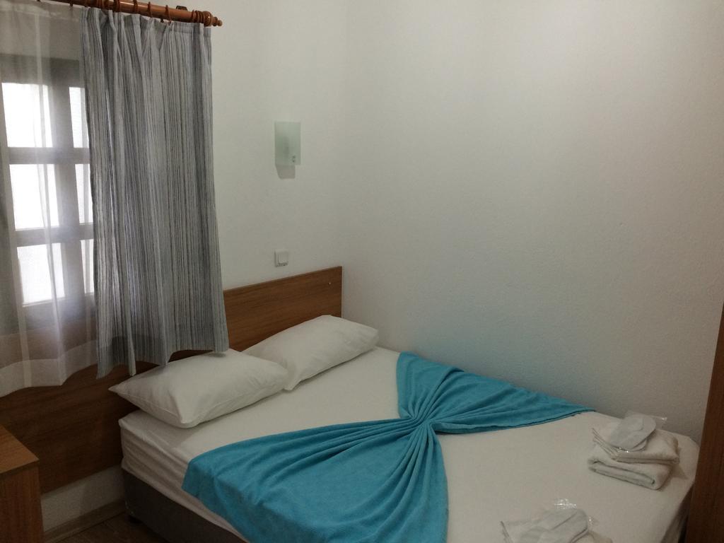 Oda ve Kahvaltı Tay 4*